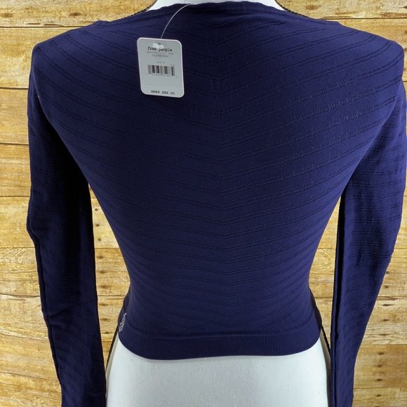 ❌SOLD IN BUNDLE❌ Free People Movement Gone Adrift Long Slee… - Picture 4 of 9